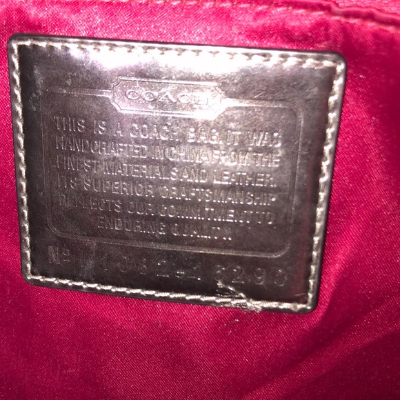 Coach Poppy Signature Tote - Picture 6 of 10